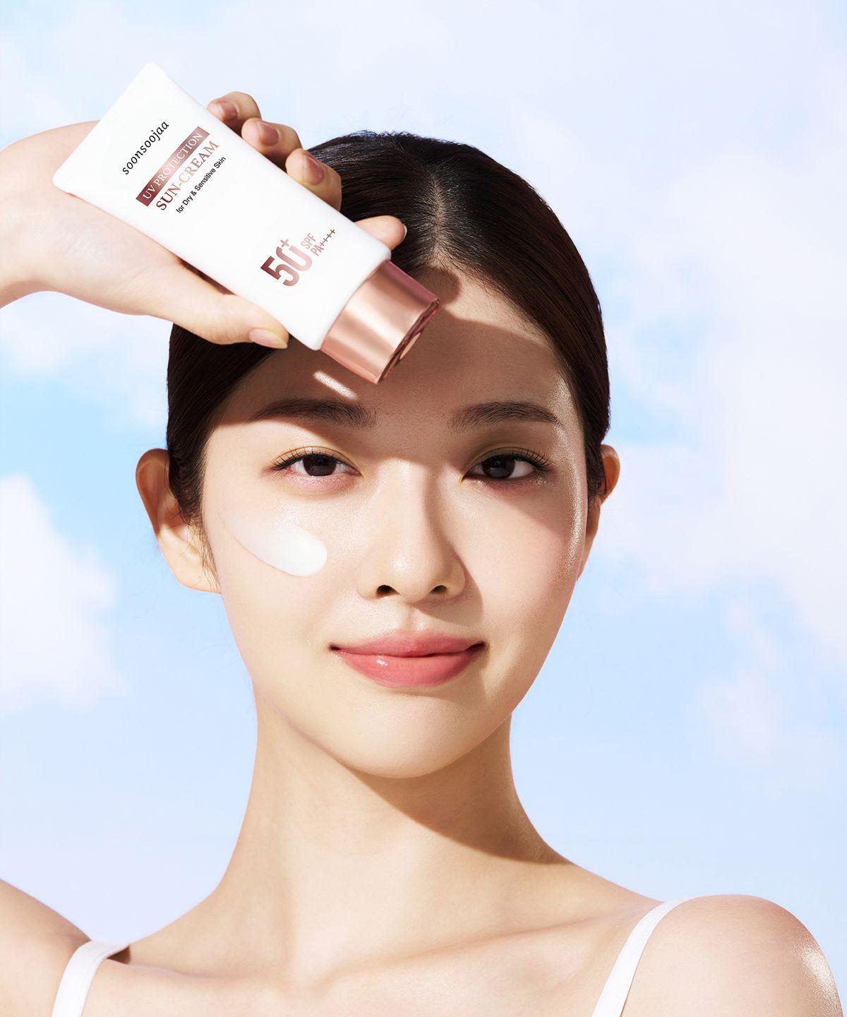 Солнцезащитный крем с защитой от УФ-лучей 50 мл SPF50+/PA++++