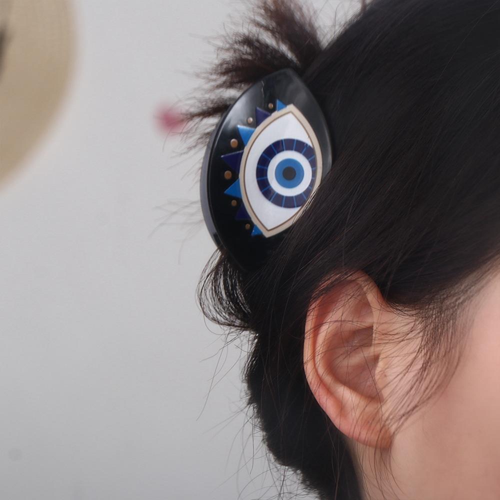 PVC Blue Demon Eye Hair Claw Kroean Style Hair Clip Cute Blue Devil's Eye Shark Clip  Girls