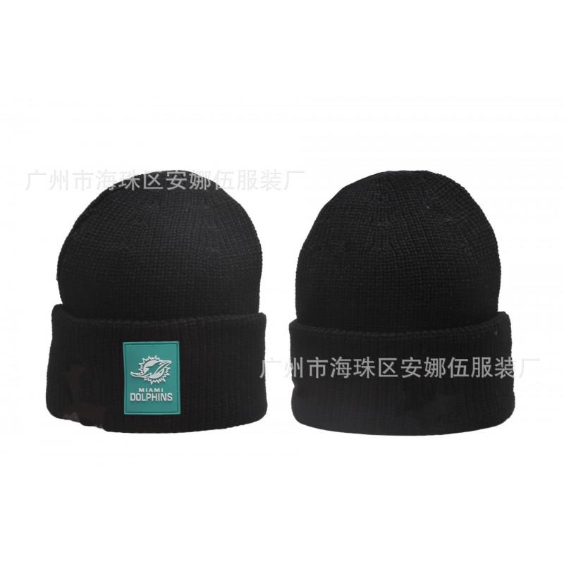 2026 Winter Warm Knit Hat Men Women Sports Embroidery Beanie
