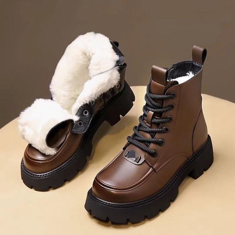 British style platform Martin boots, new velvet thickened snow boots in winter, cold-resistant and warm large cotton shoes