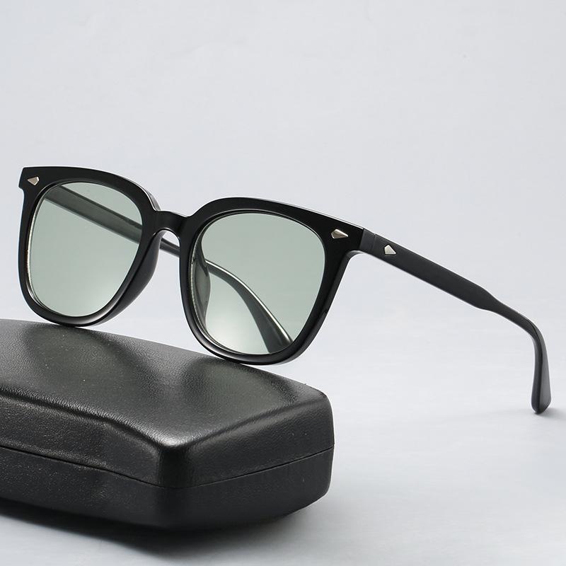 

Круглая оправа для ногтей из риса, корейская версия, солнцезащитные очки в стиле ретро Xiaohongshu, модные трендовые уличные солнцезащитные очки в одном стиле