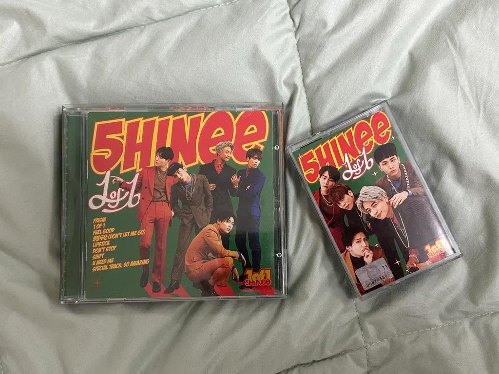 SHINee 1 of 1 One One One One One One Album CD, Cassette Set Used