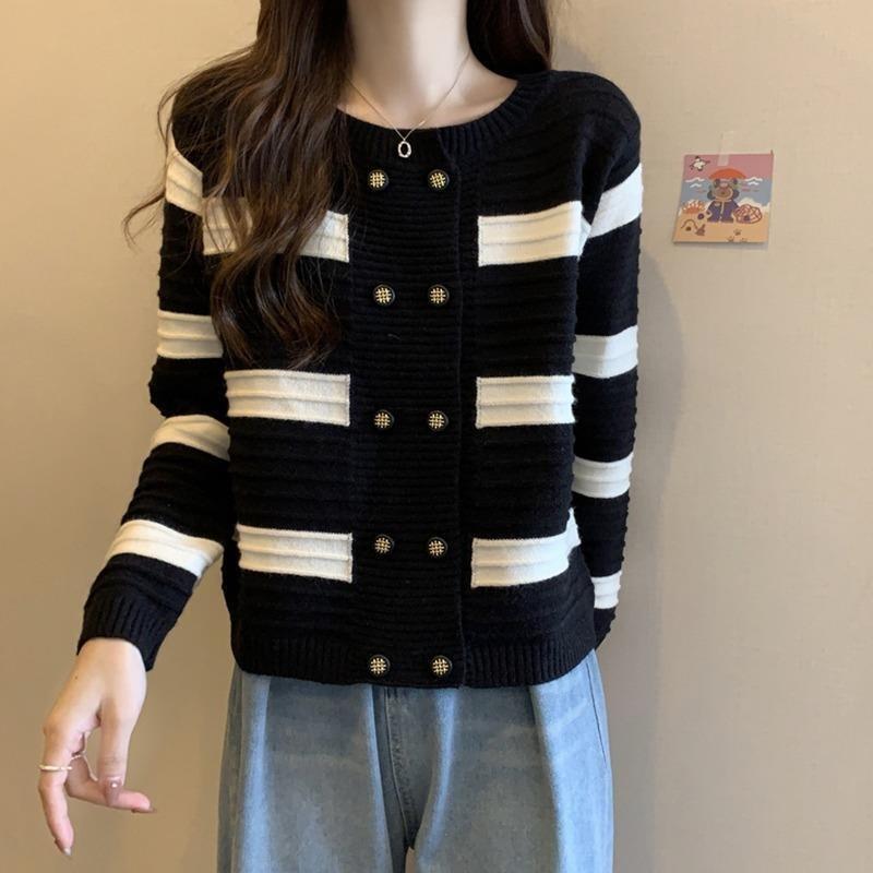 Autumn new knitted cardigan sweet black and white striped lazy long-sleeved top women's sweater