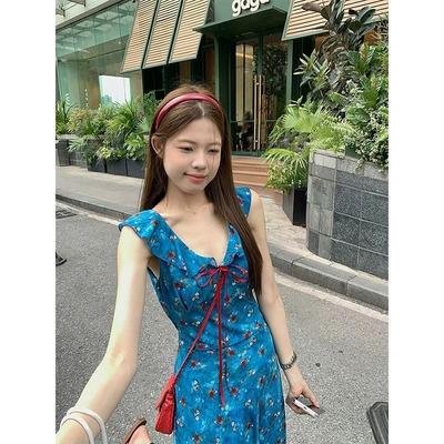 Holiday Wind Blue Floral Suspender Dress Women's Summer French Waist Long Dress Design Sense Gentle a Word Skirt