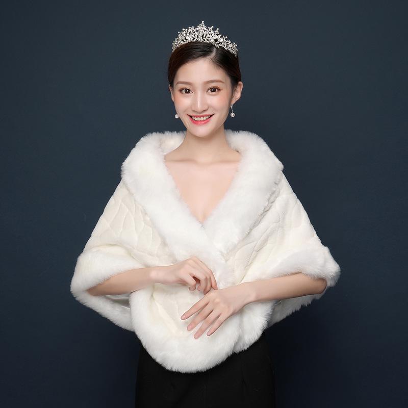 Korean Wedding Fur Shawl: Autumn/Winter Bridal Cape, Fashionable and Warm In White or Red