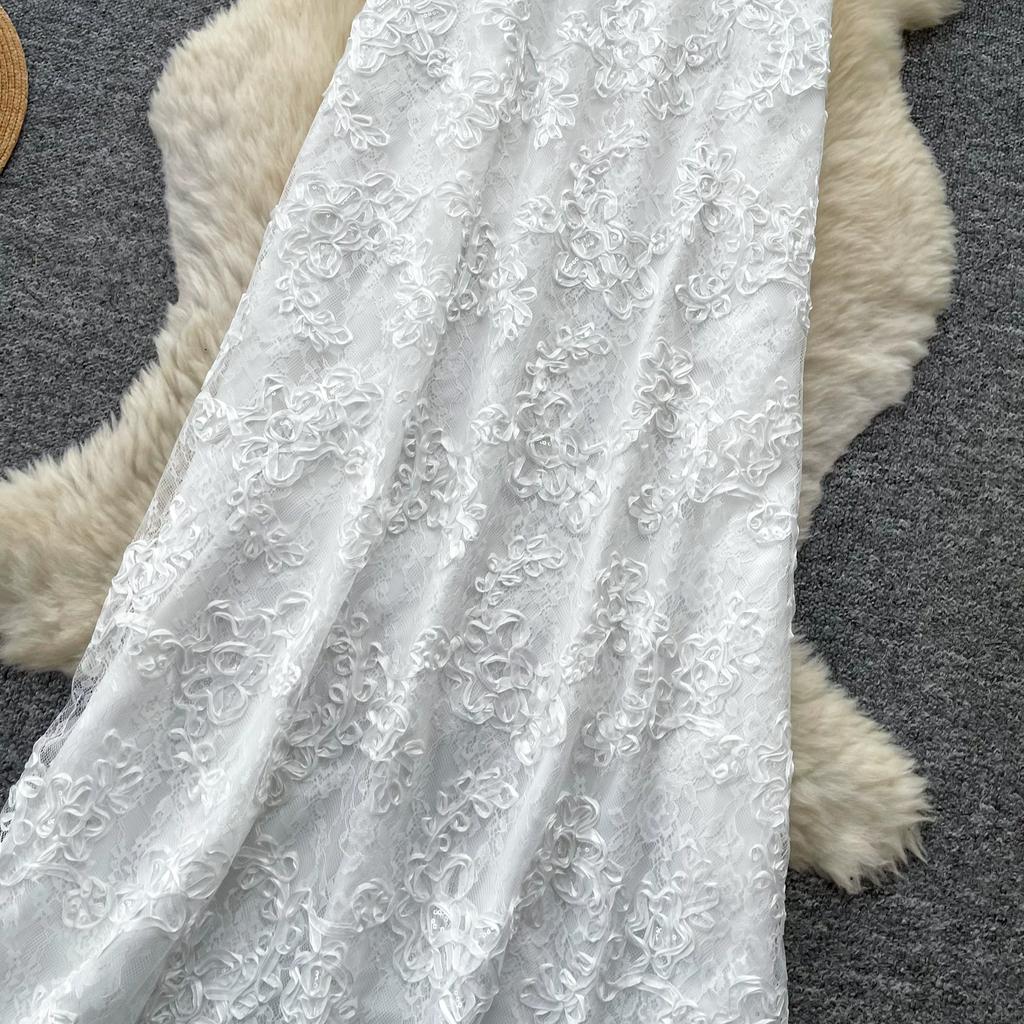 Summer White Lace Halter-Neck Dress for Women Sexy Sleeveless Floral Embroidered A-Line Maxi Dress