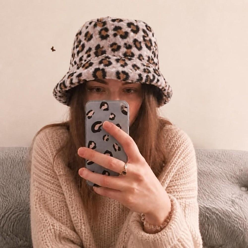 Soft Velvet Winter Bucket Hat Furry Faux Fur Panama Hat Fashion Faux Fur Hat Travel Photography