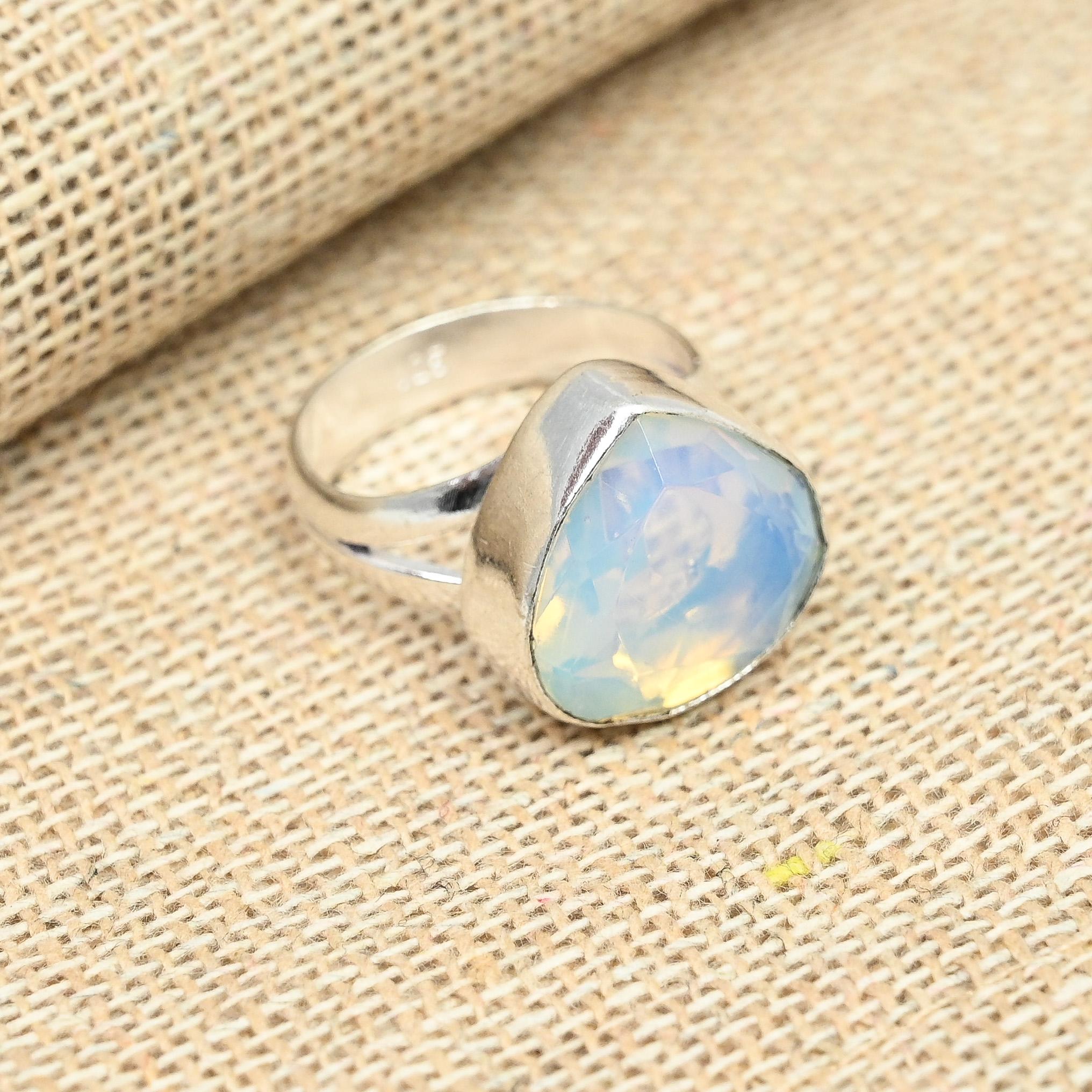 

Кольцо ручной работы из стерлингового серебра 925 пробы с молочным опалом, подарок на день Святого Валентина, все размеры 10.5 белый