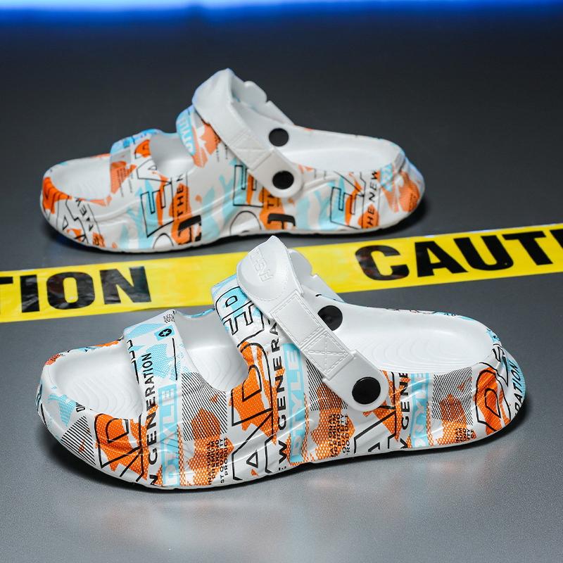 Fashion New Fashion Men Slippers Print Men Slides Male Summer Shoes Thick Sole Comfortable Home Outdoor Stylish Massage Shoes Hot Sale