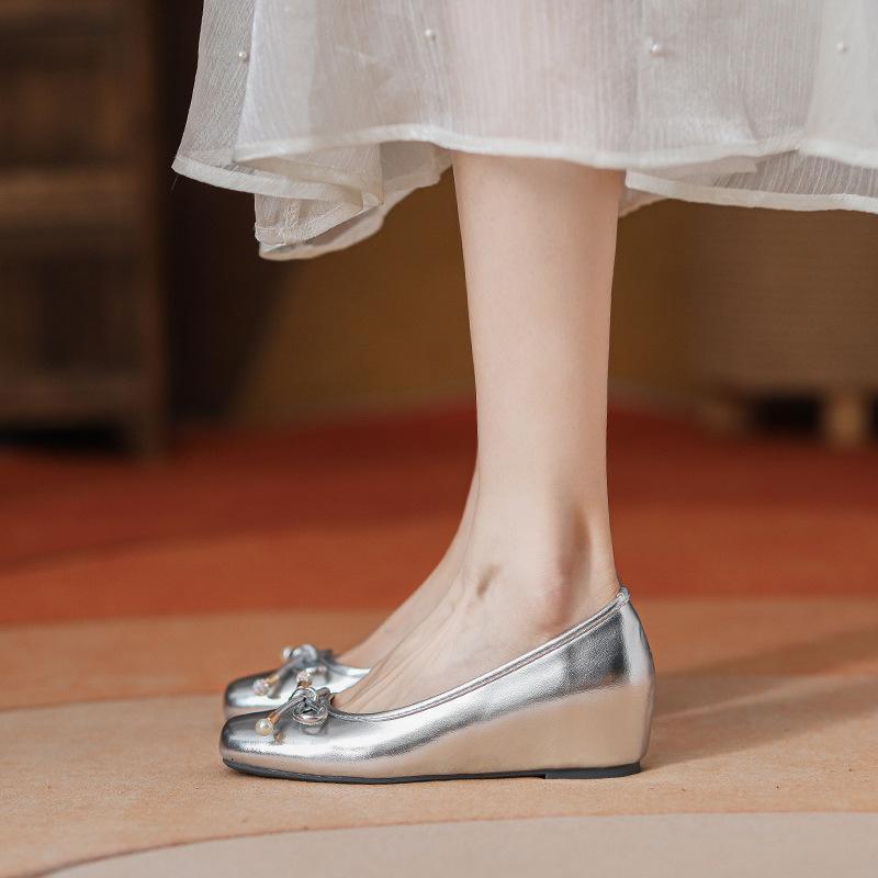 ~ Classic round head bow light mouth soft sole square head pearl ballet silver single shoes women