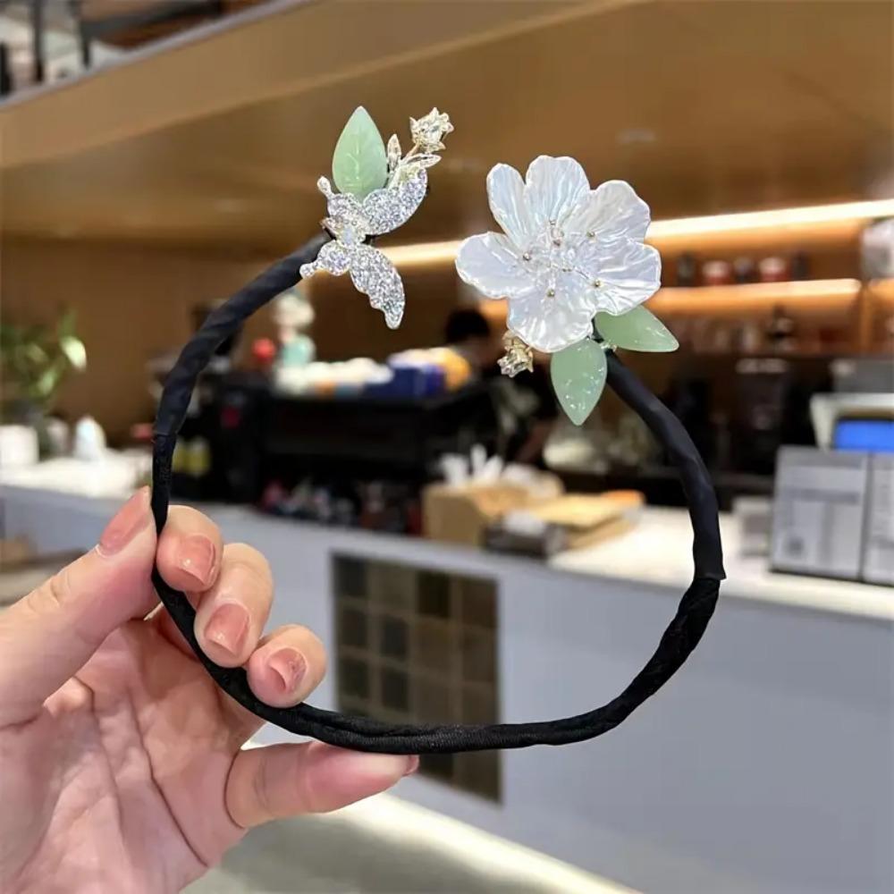 Butterfly Camellia Shaped Decor Hair Bun Maker DIY Elegantní Umělé perleťové kamínky Dekor Lazy Hair Curling French Twist Hairstyle Drdol Doplňky do vlasů