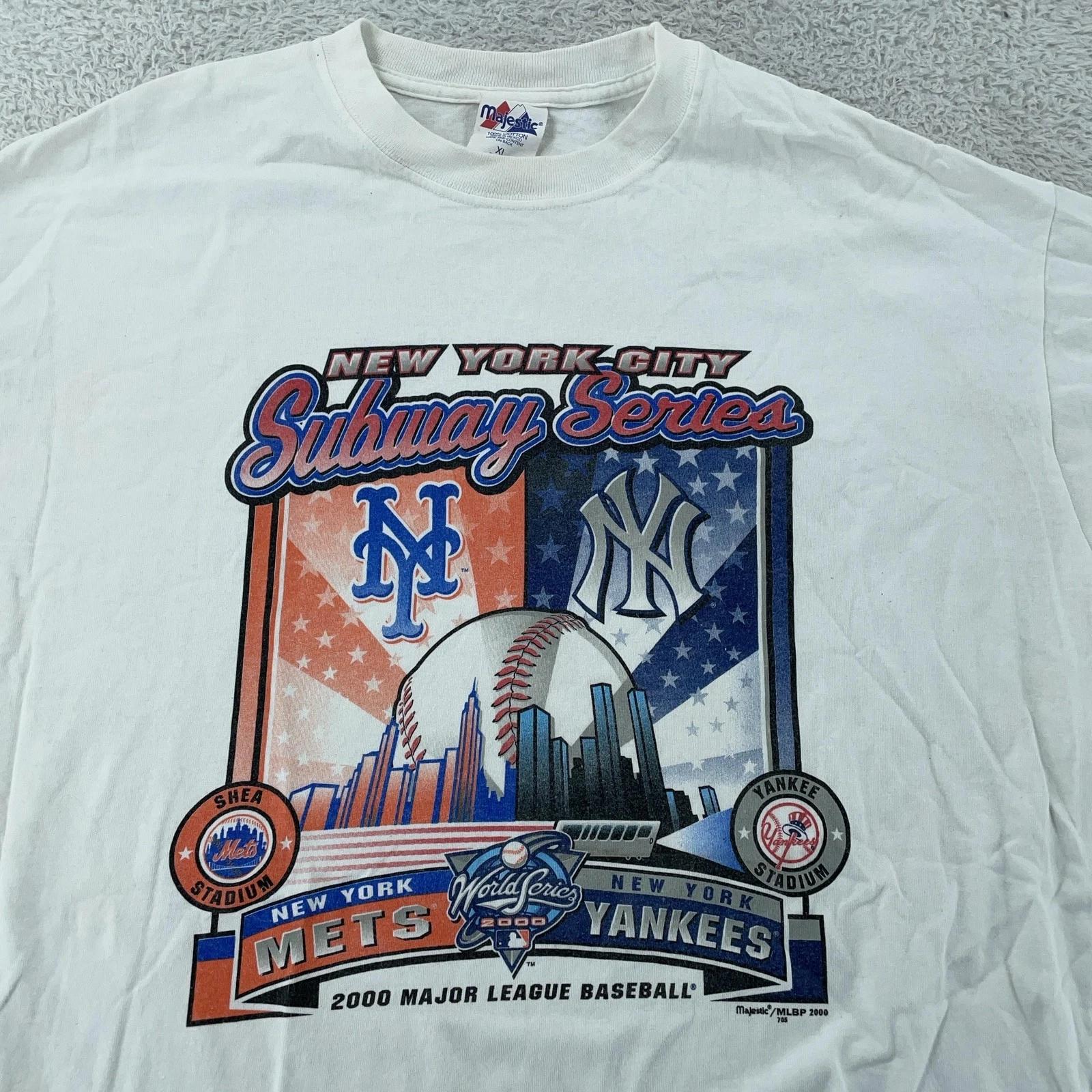 

Vintage 2000 New York Mets vs. New York Yankees T-Shirt XL MLB Subway Series XL
