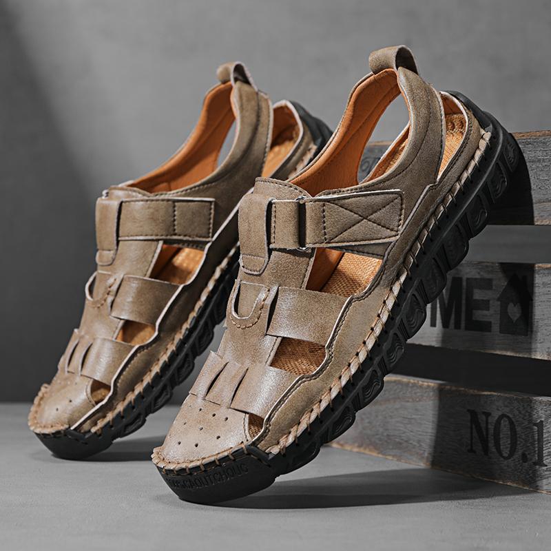 2024 Classic Brand Trend Brown Men's Sandals Handmade Soles Durable Men's Camping Beach Shoes Anti Slip Hollow Casual Shoes