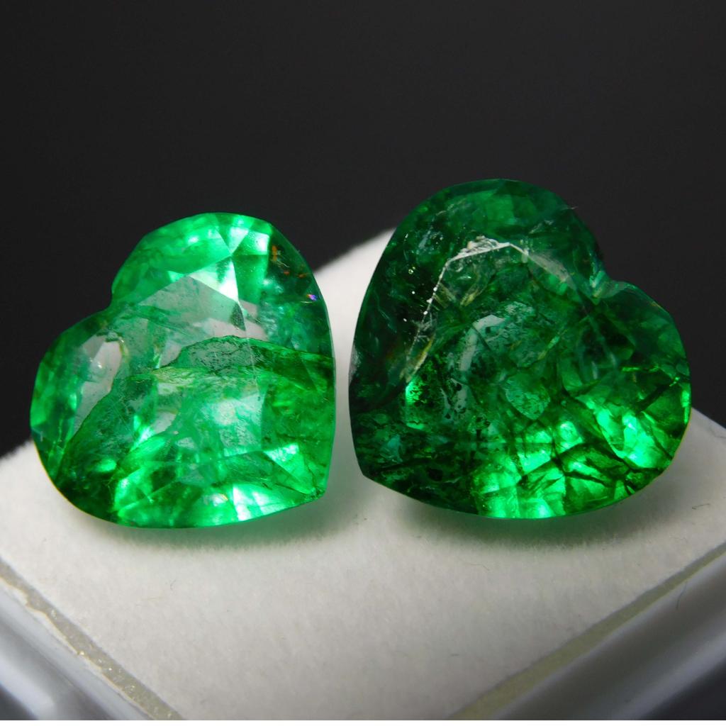 Heart Cut Pair Natural Emerald 18.56 Carat CERTIFIED Colombian Loose Gemstone