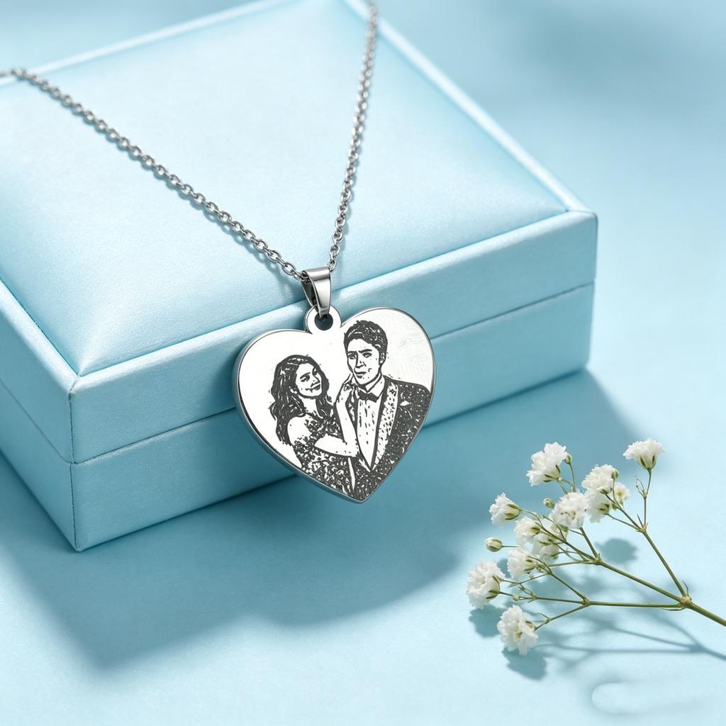 Maßgeschneidertes Porträtfoto Herzförmige Halskette Edelstahl Personalisierter Name Text Liebeshalskette Partner Freund Geschenk