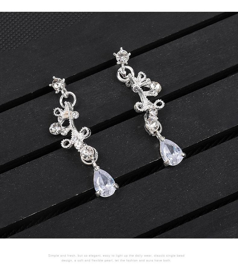 Women's Korean Bridal Necklace & Earrings Set: Zircon Crystal Diamond Clavicle Chain for Weddings & Evening Wear