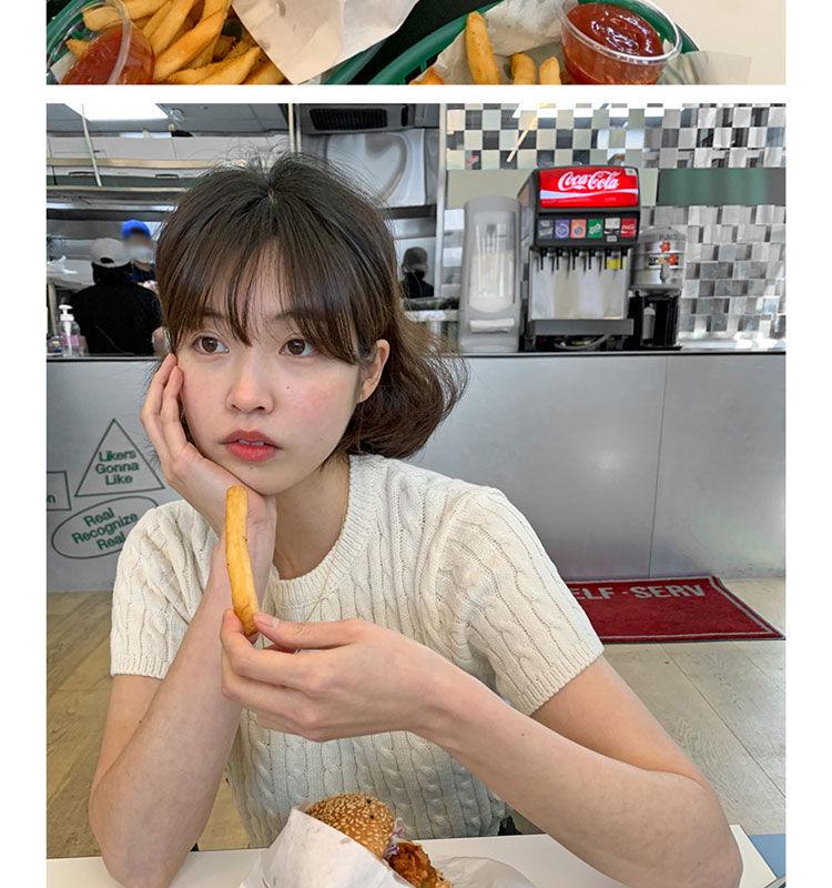 Korean Chic Minimalist Round Neck Cable Knit Slim Fit Top - Summer 2025 Women's Fashion