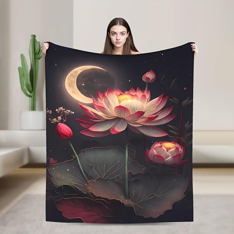 Lotus Theme Printed Flannel Blanket Under The Moonlight,Shawl BlanketSuitable For BedroomDormitoryCarOutdoorSofaTravelOfficeGift