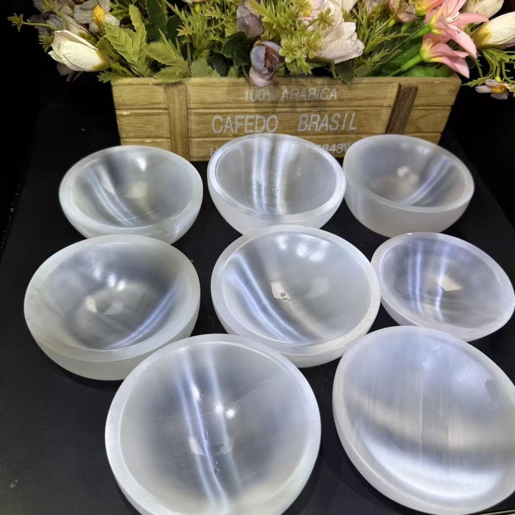 Factory Price Polished Selenite Healing Crystal Bowl - Customizable Sizes and Materials for Halloween