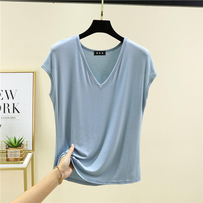 

Женская летняя майка без рукавов из модала большого размера с V-образным вырезом XL светло-синий