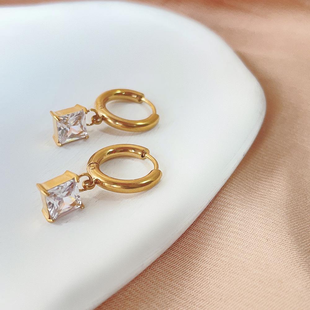 Spring and summer colorful crystal cubic zircon earrings, clear titanium steel colored gemstone earrings do not fade