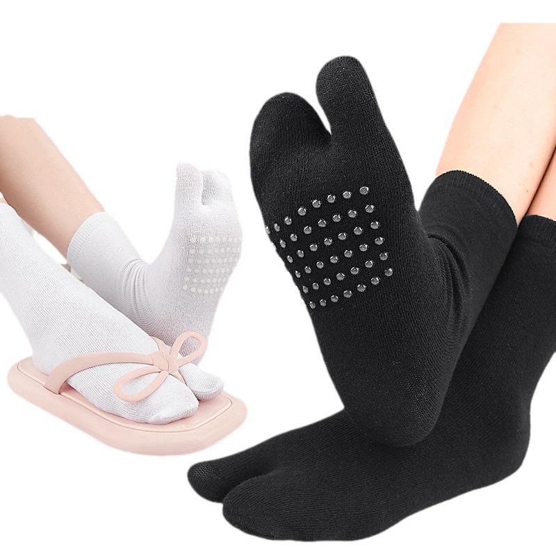 Unisex Bavlněné Ponožkové Žabky s Dělenými Prsty a Silikonovou Protiskluzovou Patou, Střední Délka ke Kotníku