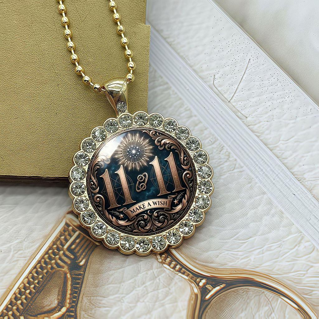 Unisex Round Festival Necklace - European & American Fashion