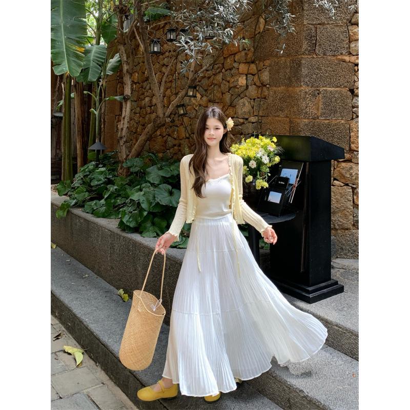 

Pleated Midi A-line Skirt with Loose Fit and Sun Protection Small