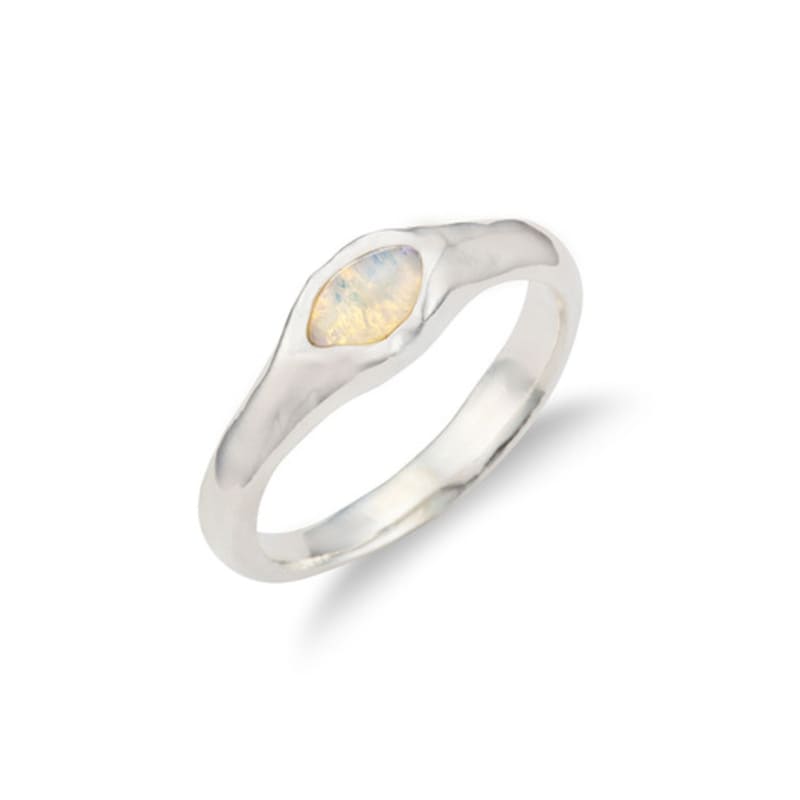 REINDEER GENTLE STONE RING 03