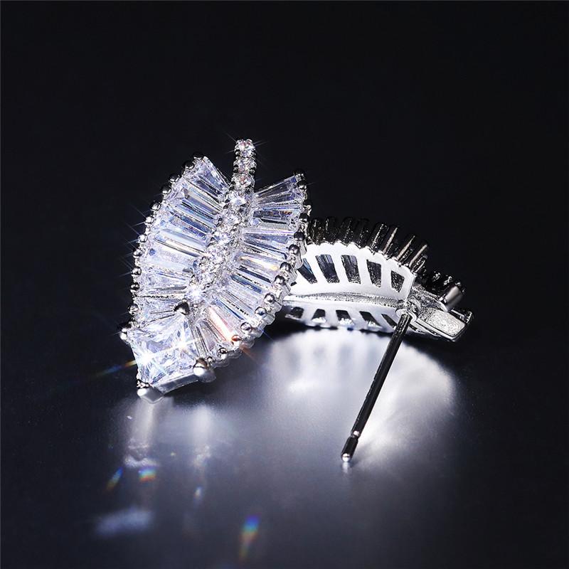 Huitan Fancy Leaf Shaped Stud Earrings Ear Piercing Full Cubic Zirconia Luxury Women's Accessories for Party Statement Jewelry