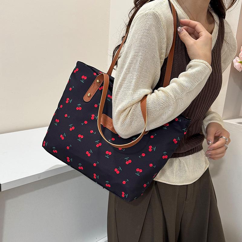 Sweet Cherry Print Shoulder Bag Large Capacity Trendy Women'S Handbag Tote Underarm Bag  Travel Storage Bag Birthday Gift