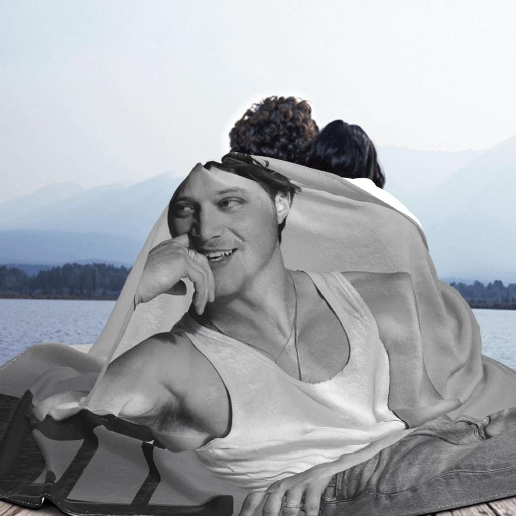 Soft Rudy Pankow JJ Maybank Poster Blanket Soft Warm Flannel Throw Blanket Plush for Bed Living room Picnic Travel Home Sofa