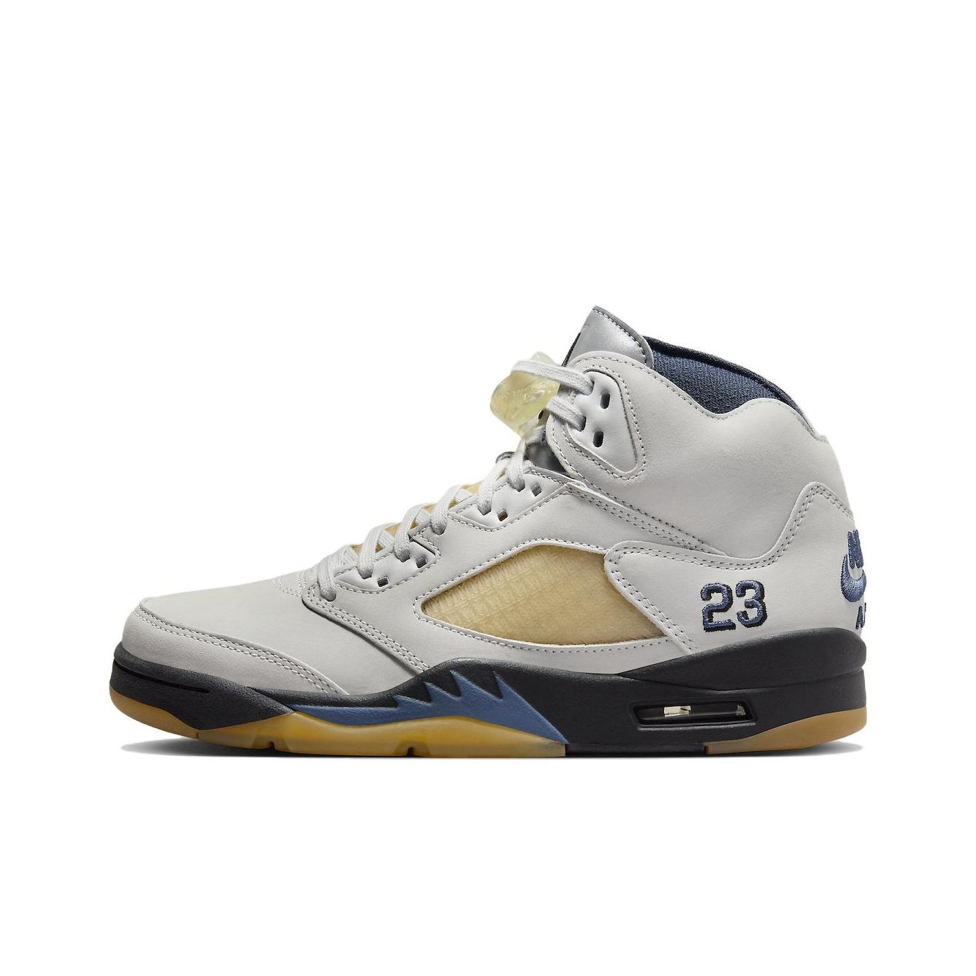 

A Ma Maniere x Air Jordan 5 WMNS Dawn