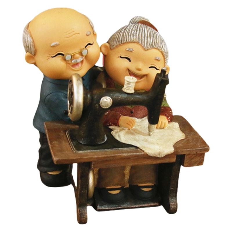 Vintage Elderly Couple Resins Statue Figurine Weddings Valentines Day Gift for Couples and Home Decors Enthusiasts