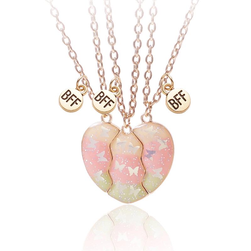 Dziecięcy naszyjnik z sercem magnetycznym z emalią motylkową