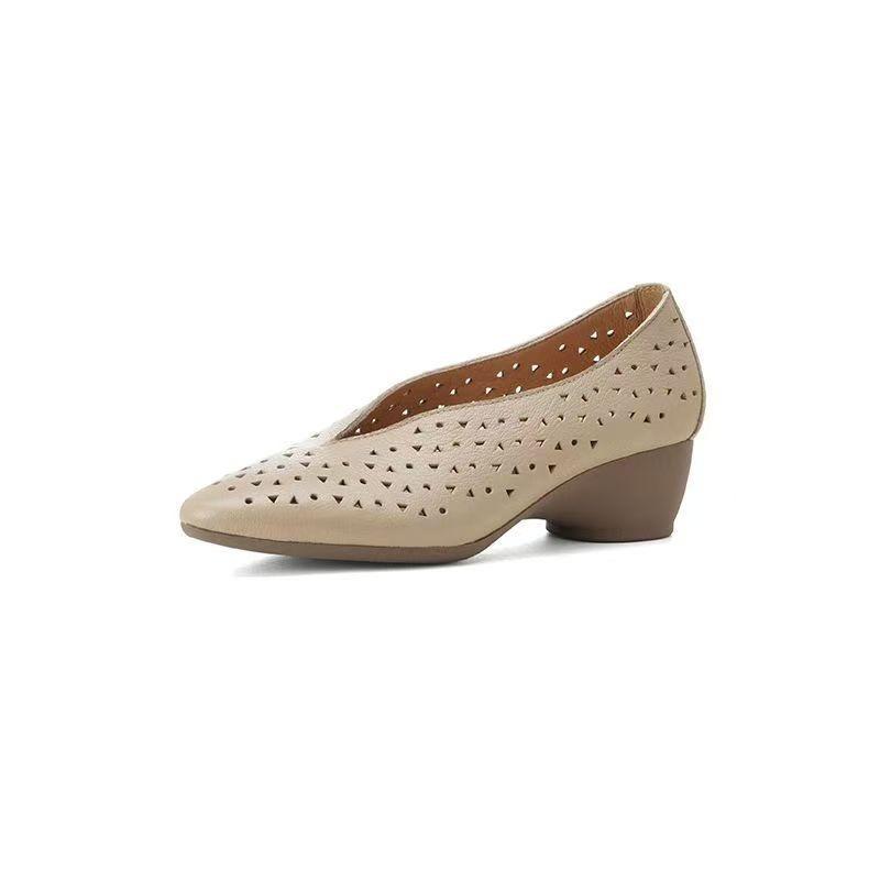 Autumn new pointed simple classic hole hollow breathable work Doudou single shoes women