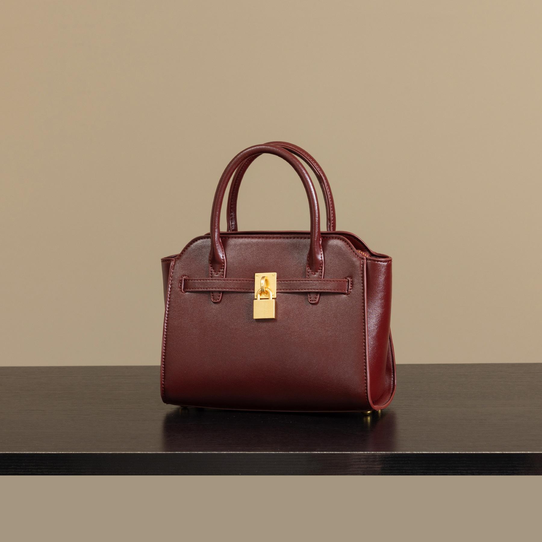 Fashion women new Classic PU soft leather handbag commuting elegant simple style lock large capacity shoulder crossbody bag винный 3280₽