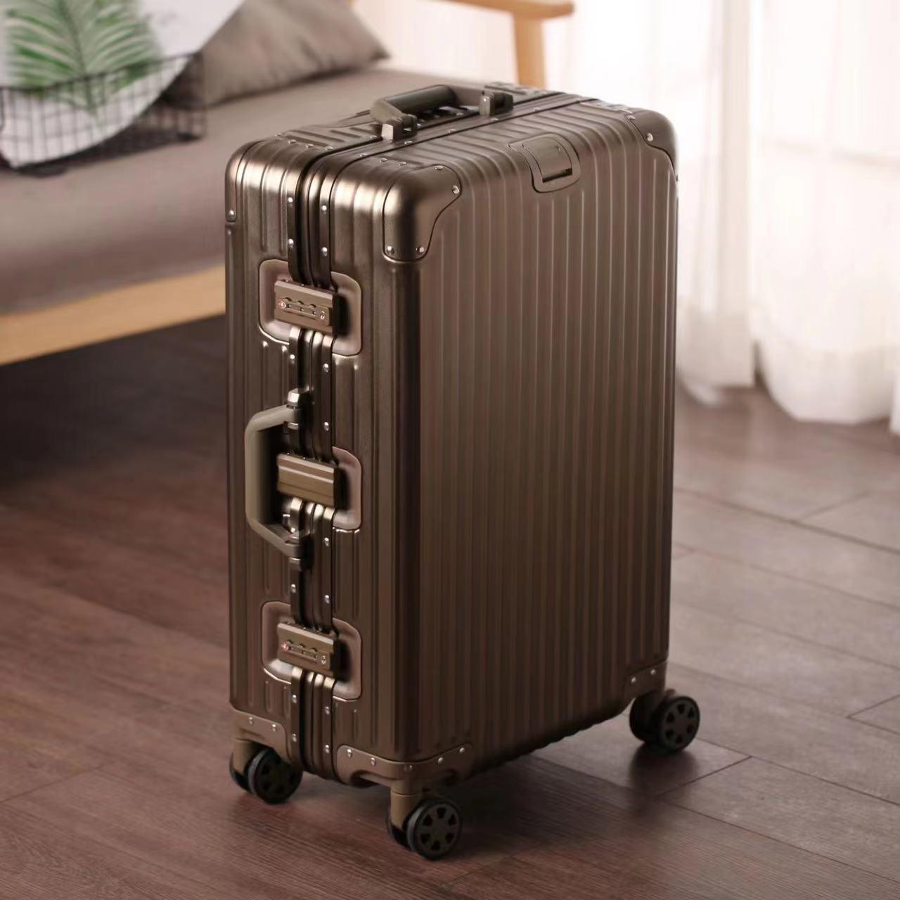 

20-Inch Aluminum-Magnesium Alloy Trolley Case - Unisex Carry-On Metal Luggage with Password Lock 22-inch