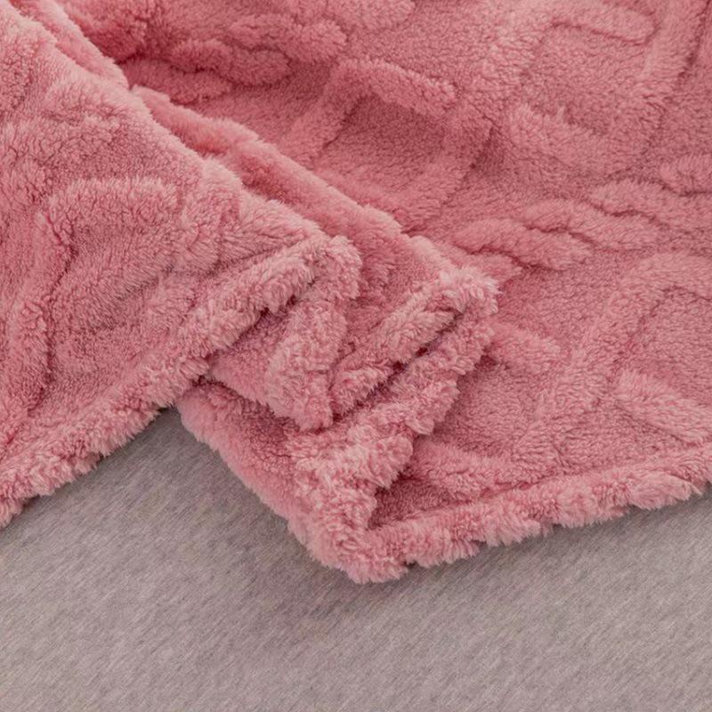 Extra Large Soft Plush Blanket - Warm Cover for Adults, Ideal for Summer Air Conditioning or Naps, Double Person Quilt, 200x220cm.