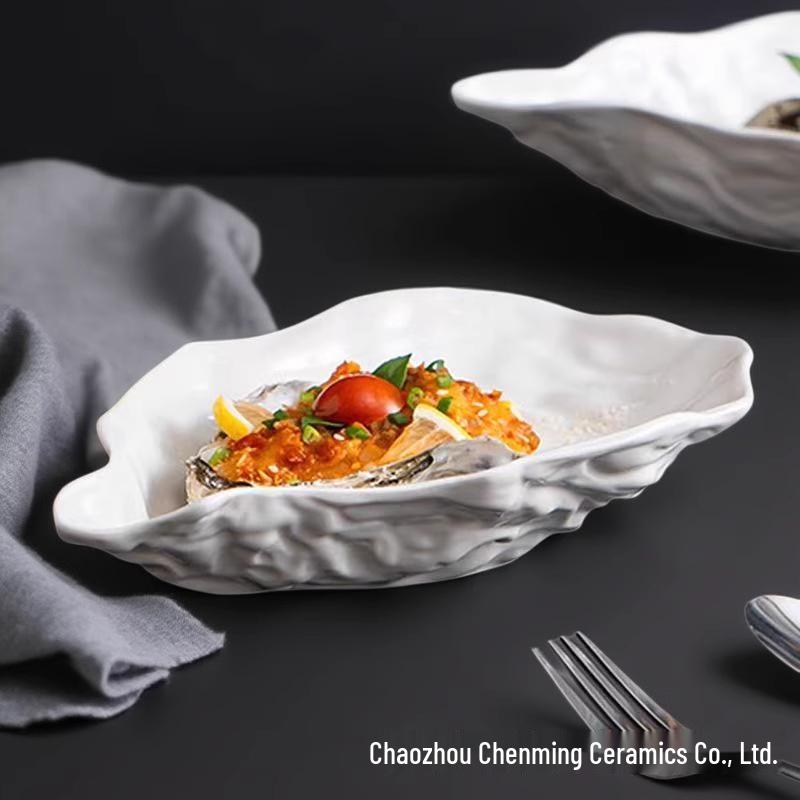 Stylish Thickened Ceramic Oyster Plate - Underglaze Color, High-Temp Resistant Tableware for Restaurants and Hotels