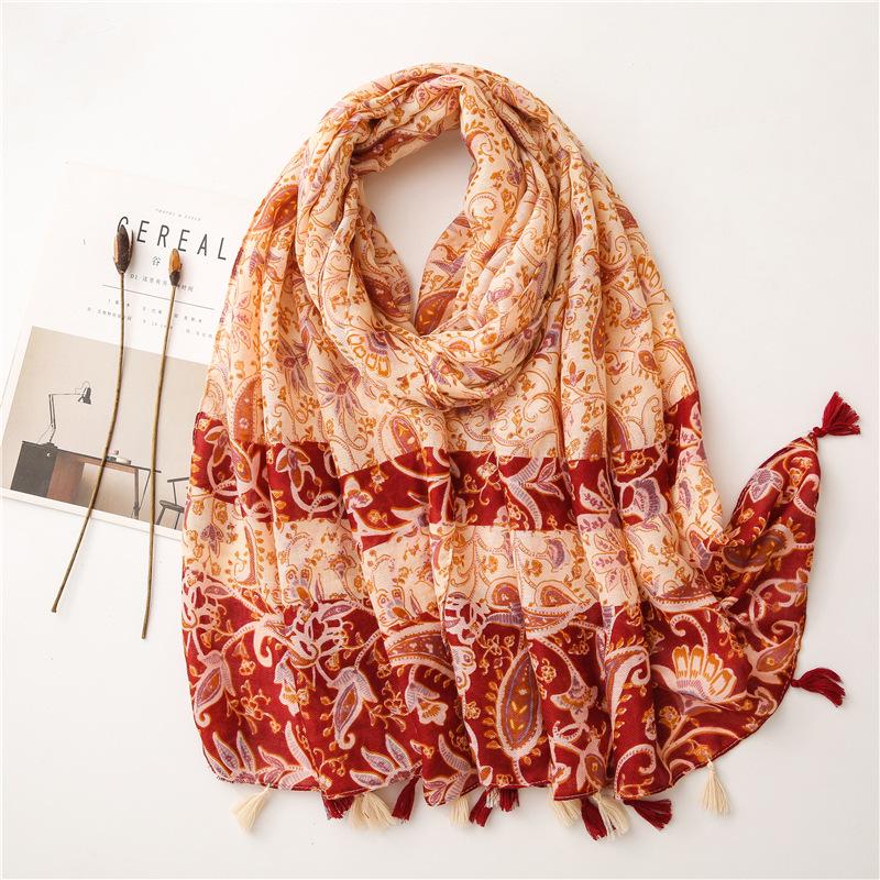 "Ethnic Style Cotton-Linen Sunscreen Shawl: Retro Floral Travel Scarf"