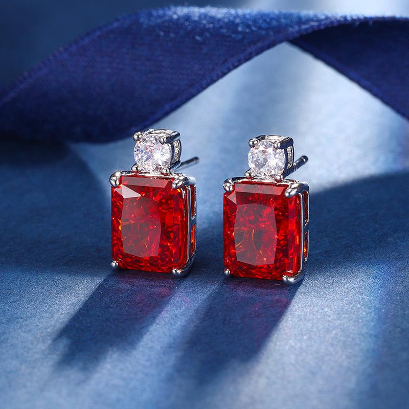 Autumn And Winter Jewelry Set High Carbon Diamond Ice Flower Cut Copper Inlaid With Chinese Red Set Main Stone 8 * 10