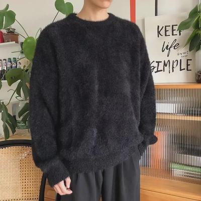 Men's Mink Fleece Sweater: Cozy, Stylish, Loose Fit, Round Neck, Solid Color, Perfect for Autumn & Winter.