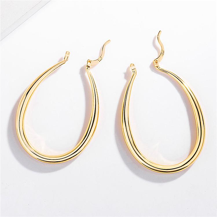 Boucles d'oreilles argentées brillantes élégantes: Mode Européenne & Américaine Créative Exagérée