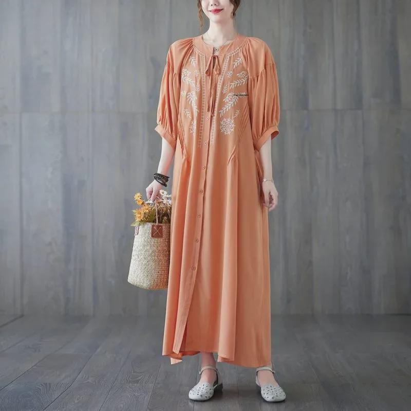 2025 Summer Plus Size Women's Retro Embroidered V-Neck Bell Sleeve Dress