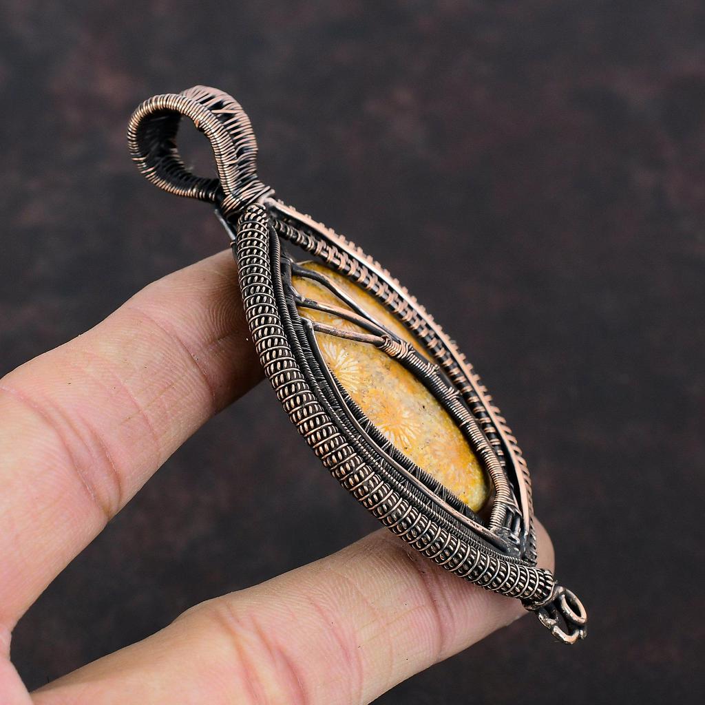 Fossilkorallen-Anhänger Kupferdraht-umwickelter Anhänger Edelsteinschmuck Handgefertigter Anhänger Fossilkoralle Kupferschmuck Designer-Anhänger Geschenk für Sie