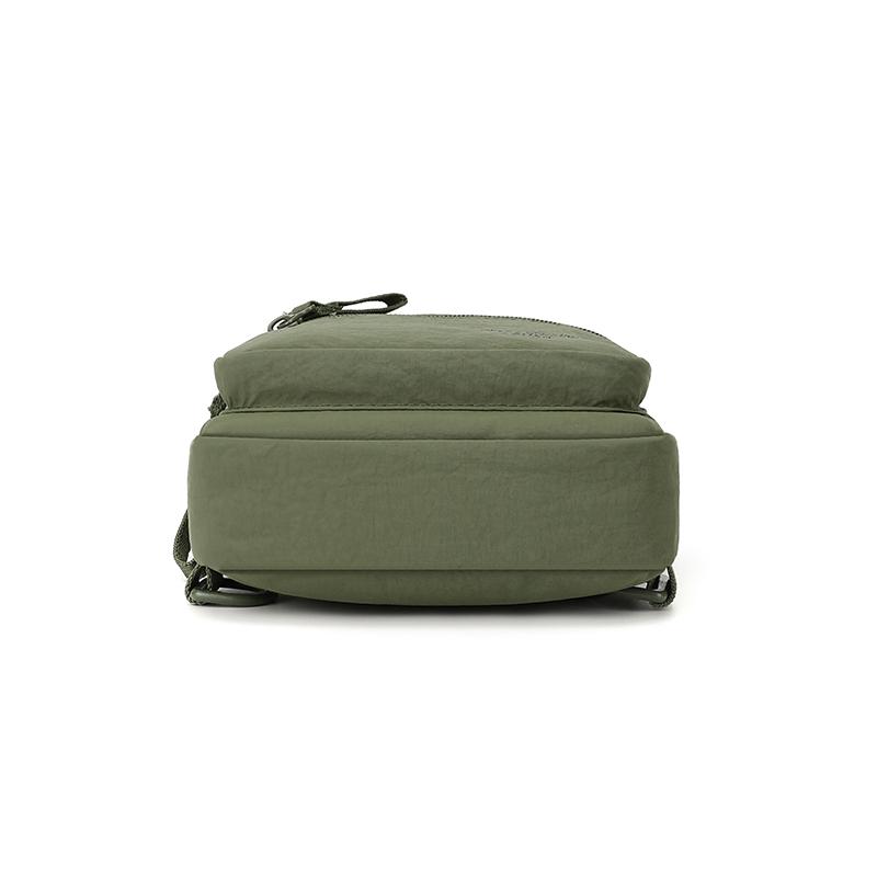 Men's Chest Bag Outdoor Commuter Multi-Layer Crossbody Bag