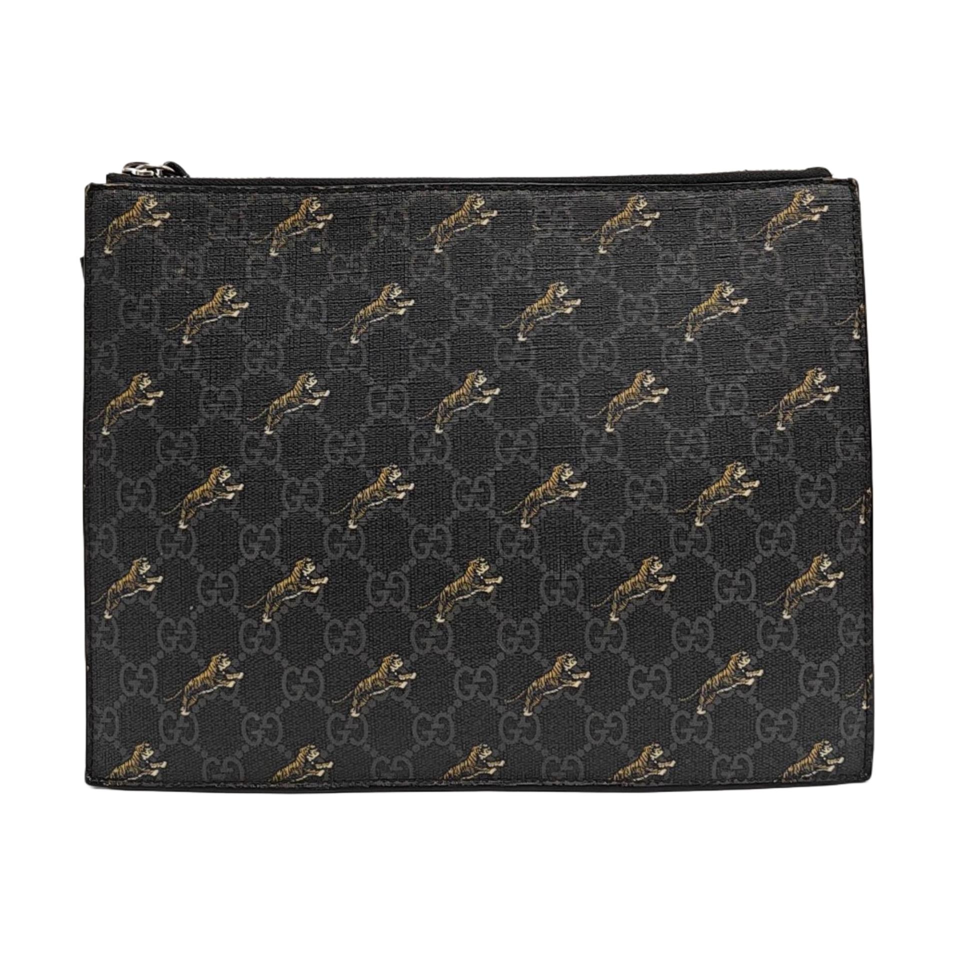 [Pre-Owned] Tiger Print Logo Zip Clutch