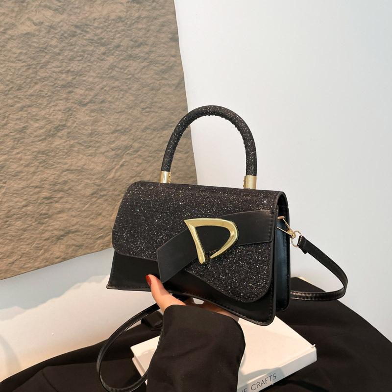 Fashion light luxury 2025 new foreign style Korean version popular retro casual solid color portable shoulder crossbody small square bag