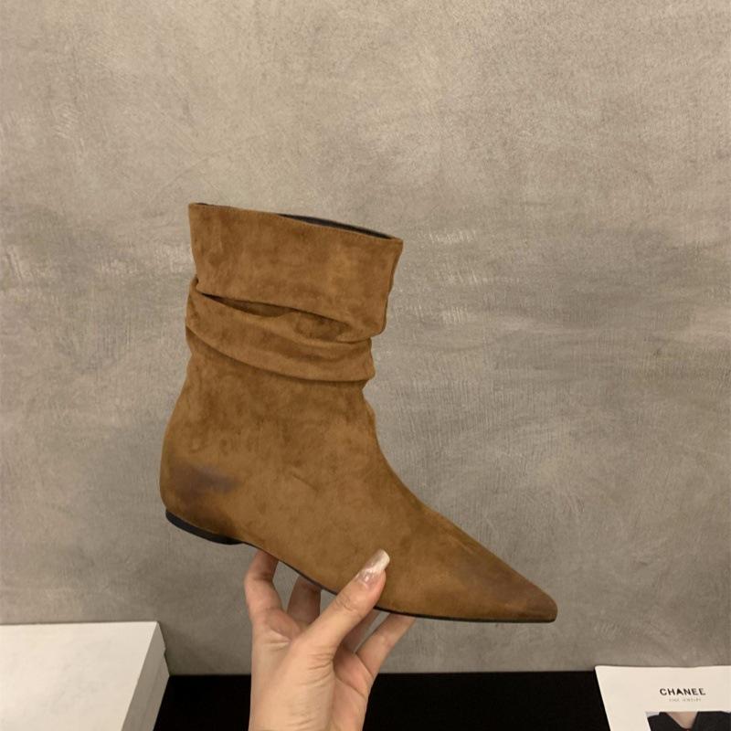 

Ботильоны на танкетке из коричневой замши с увеличением внутренней высоты, короткие ботинки, женская обувь 2025 осень, не устают ноги, ретро ботильоны, маленькие ботильоны 40 жёлтый